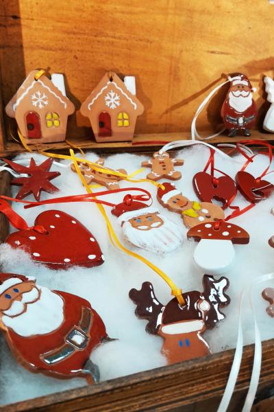 Déco de Noël en céramique artisanale